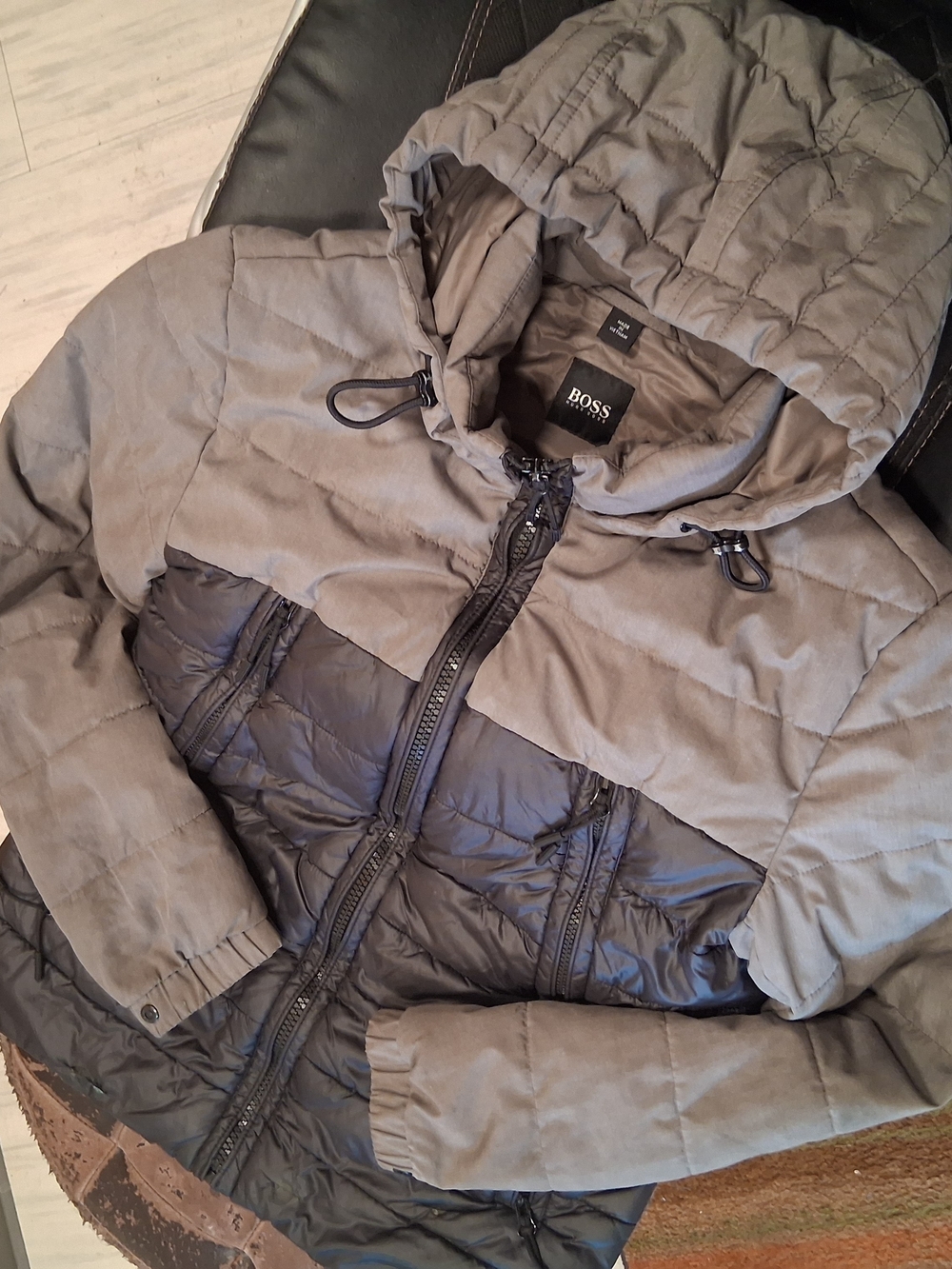 Hugo Boss Two-Tone Gray and Black Quilted Hooded Jacket - Picture 7 of 10